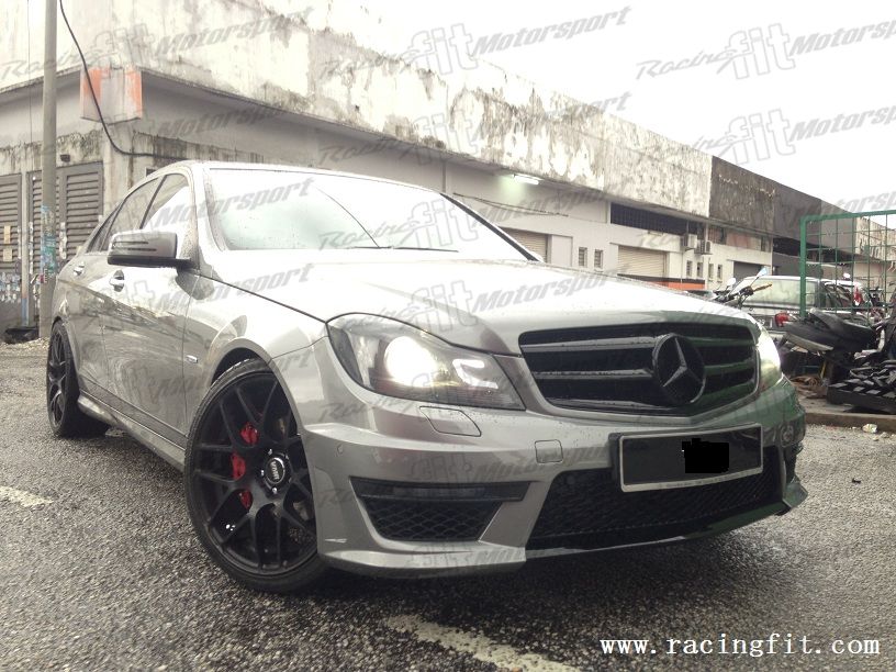 W204 C63 AMG Facelift Bodykit